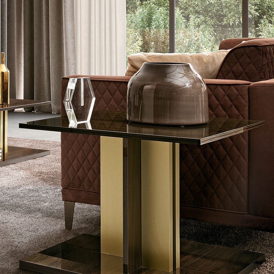 Florentina Walnut Patrizio Lamp Table