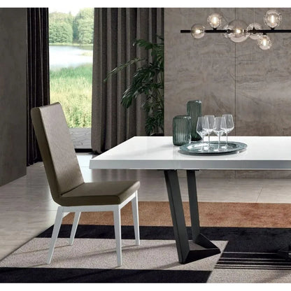 Elisio Eva Extending Dining Table