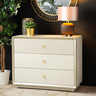 The Ama 3 Drawer Chest