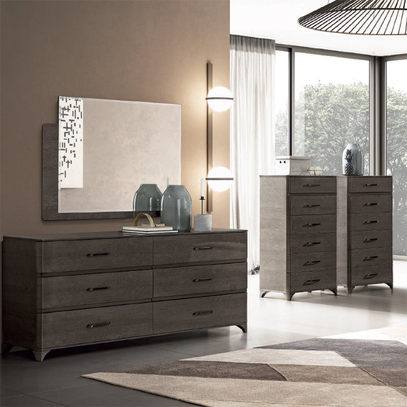 Malliana 6 Drawer Dresser