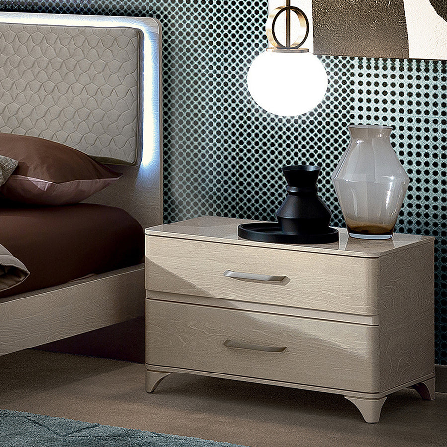 Malliana Maxi Bedside Table