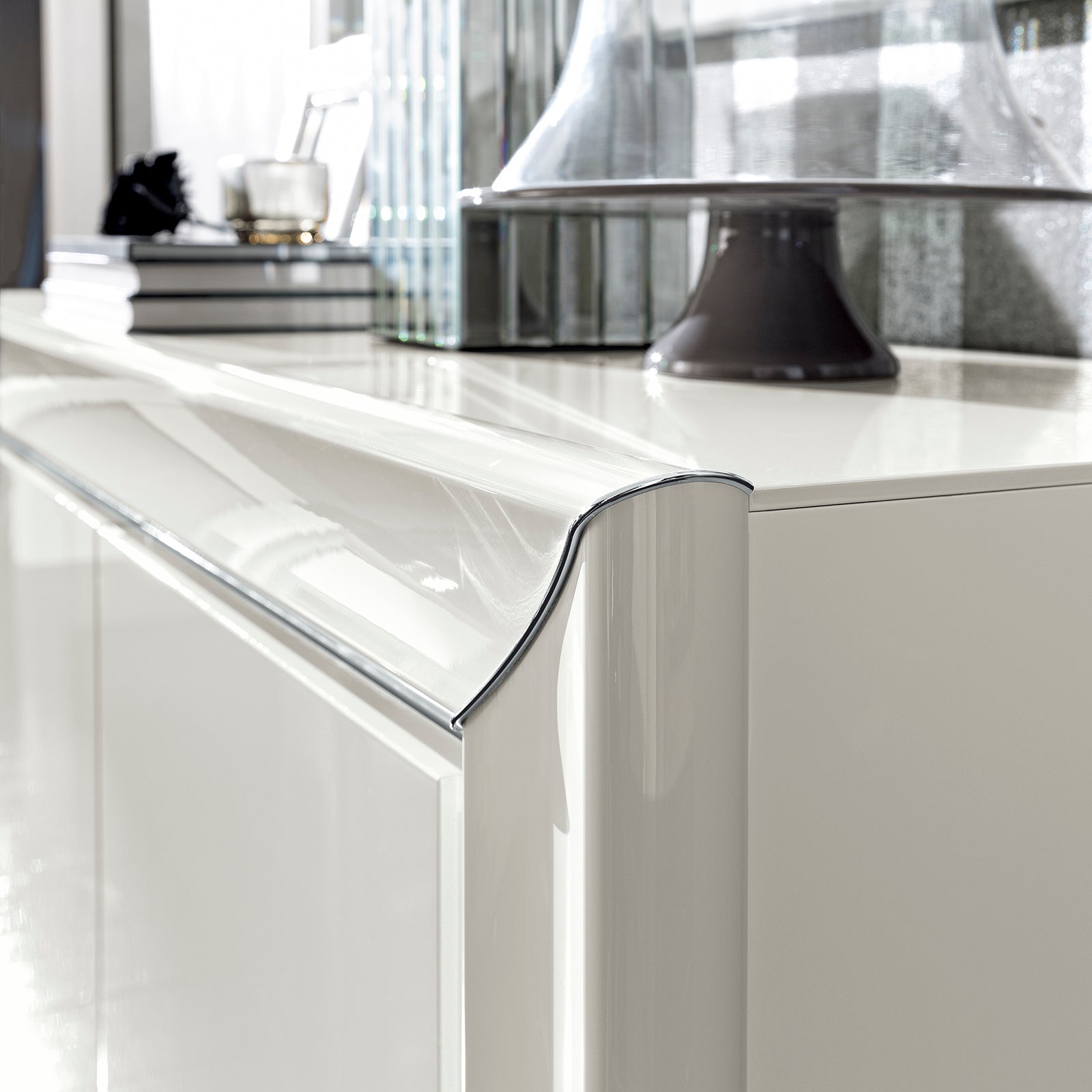 Bianca White 2dr Small Sideboard