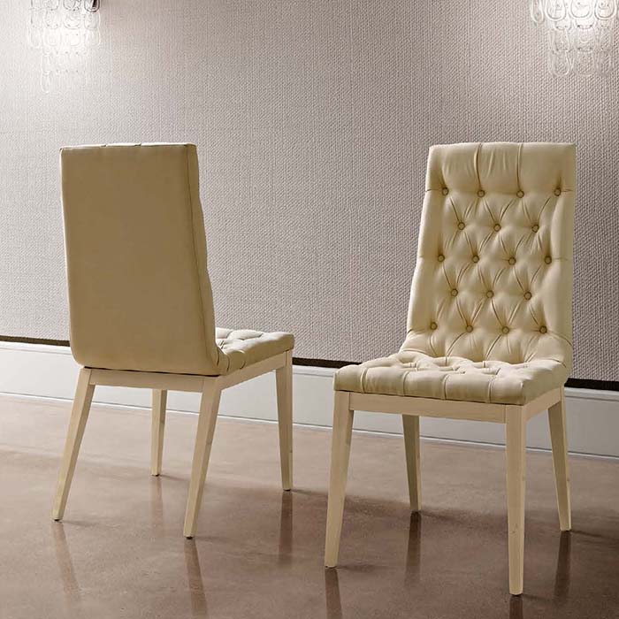 Capitonne Dining Chair